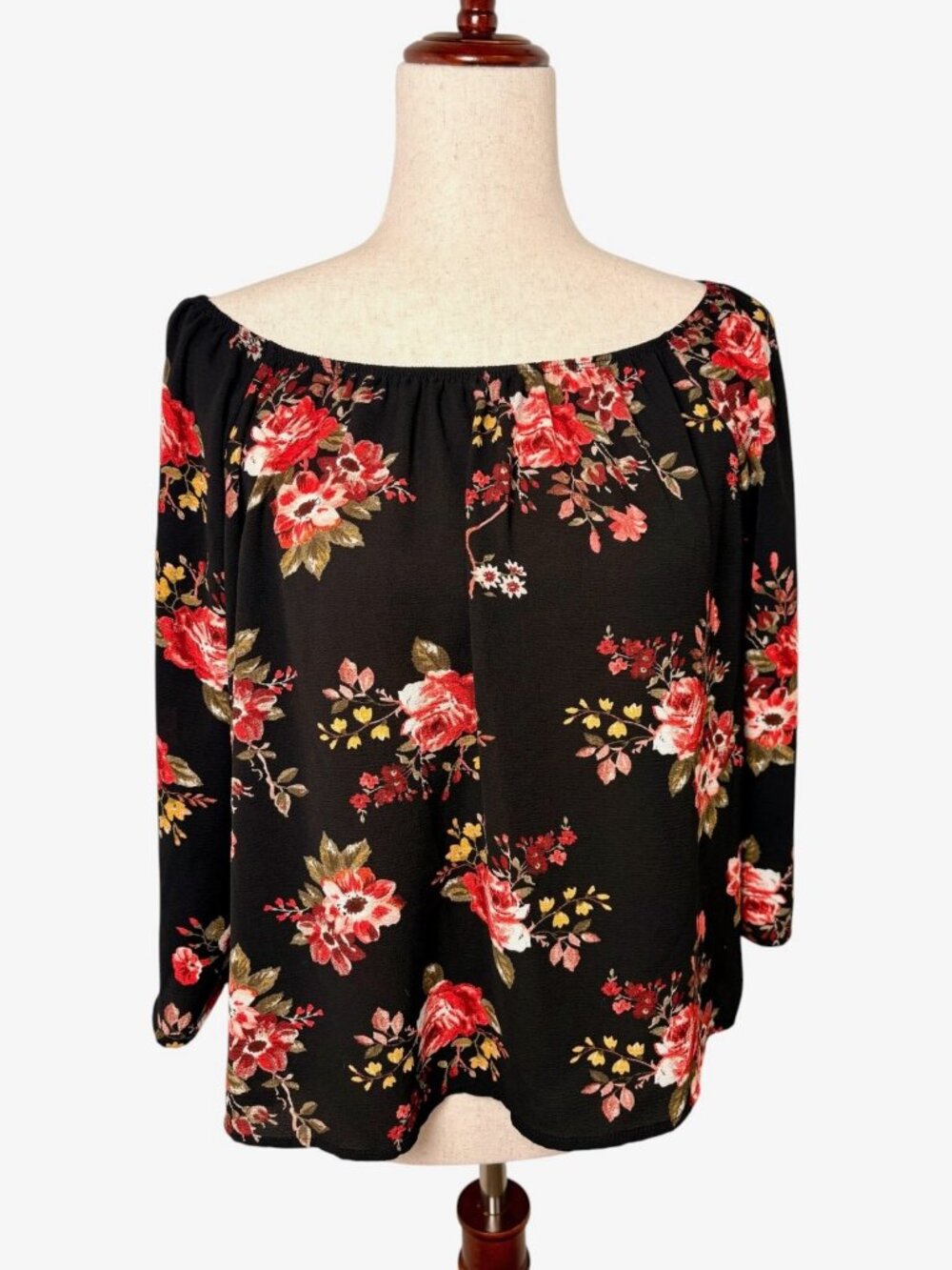 Love Riche Black Red Floral Off Shoulder Blouse Romantic Size Large